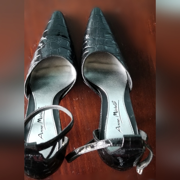 Anne Michelle Fuel-11X Patent Heels - Picture 2 of 6